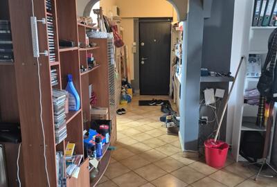 Apartament cu 3 camere decomandat, mobilat în Crângași - 2