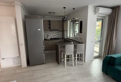 Apartament cu 2 camere decomandat în Central