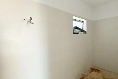 Casă cu 4 camere cu Canalizare în Titan - 18