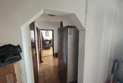 Apartament cu 2 camere decomandat în Vitan - 1