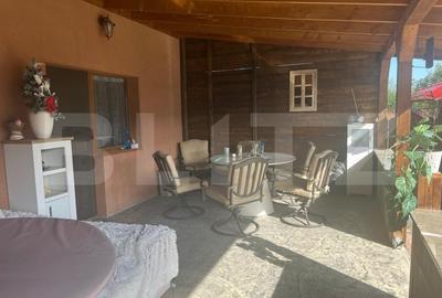 VILĂ deosebita cu piscina si panorama spre padure - 14