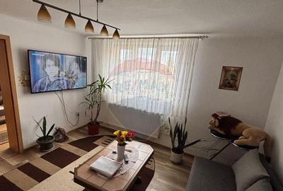 Casa duplex, 3 camere, curte, terasa, in zona linistita - 2