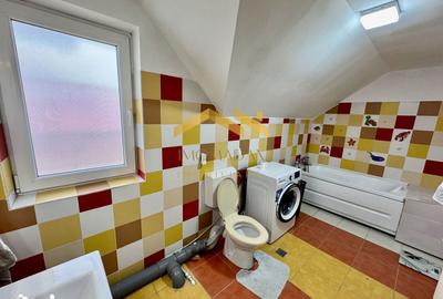 Casă cu 5 camere cu Teren 430 Mp în Sânmihaiu Român - 6