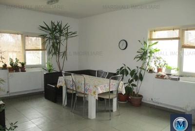 Vila cu 6 camere de vanzare, zona Central, 398.95 mp #2108 - 12