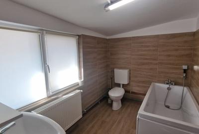 Casa de vanzare, 5 camere, zona Vatra Luminoasa - 4