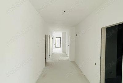 Apartament cu 4 camere decomandat în Central - 2