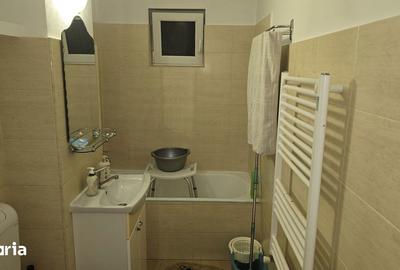 Apartament cu 3 camere decomandat în Central - 8