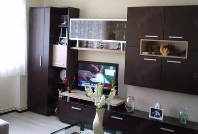 Vand Apartament complet utilat cu 2 camere semidecomandat.Gura campului,strada clujului. - 1