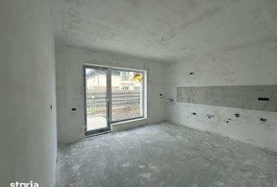 Casă cu 5 camere cu Teren 340 Mp în Central