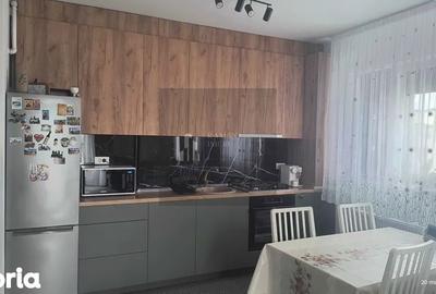 Apartament cu 2 camere decomandat în Metalurgiei - 4