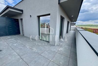 Apartament cu 3 camere semidecomandat în Dâmbul Rotund - 12