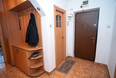 Apartament cu 3 camere decomandat în Decebal - 2