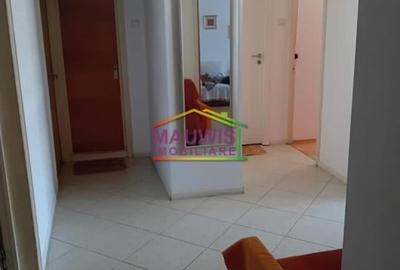 Apartament cu 4 camere decomandat în Colentina