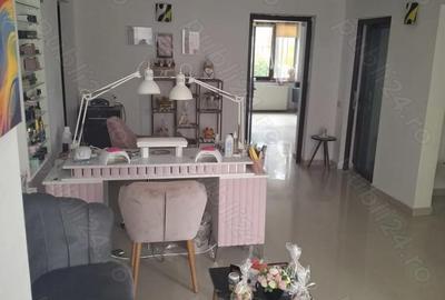 Spațiu comercial, de 20 mp, în Central - 1