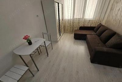 Garsonieră nedecomandată în Central - 1