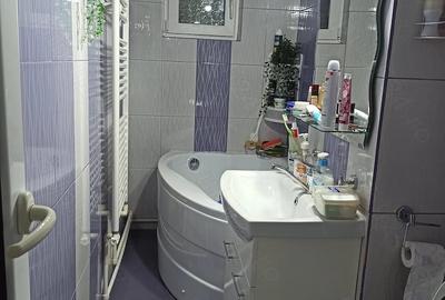 Garsonieră decomandată în Central - 4