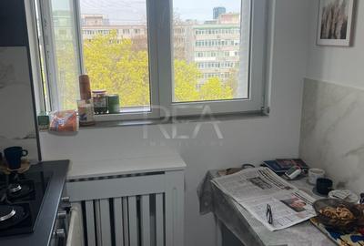 Apartament cu 2 camere semidecomandat, mobilat în 1 Mai - 10