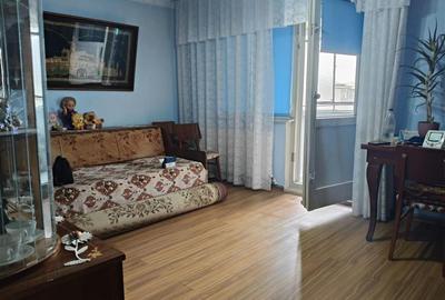 Apartament cu 2 camere decomandat în Radu Negru - 2