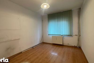Spațiu comercial, de 64 mp, în Decebal - 4