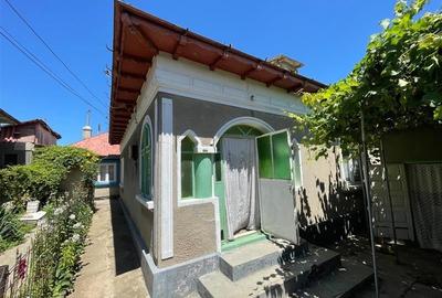 Casă individuală cu 2 camere în Monumentului