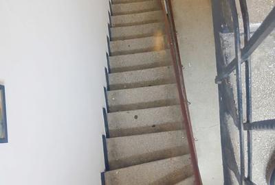 Apartament cu 2 camere decomandat în Universitate