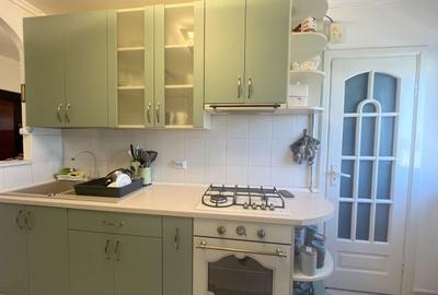 Apartament cu 3 camere decomandat, mobilat în Lipovei - 15