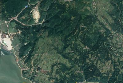 Teren Construcții intravilan de 4536 mp, în Sichevița - 3