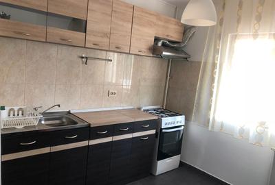 Aviatiei inchiriere 2 camere decomandat et 1/4 Metrou Aurel Vlaicu 650 euro - 3