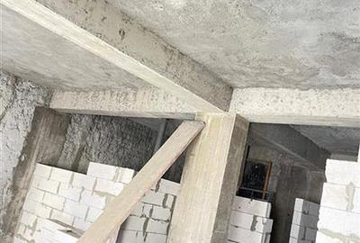 Casă individuală cu 10 camere cu Canalizare în Romană - 5