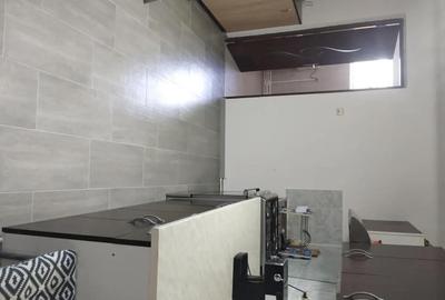 Casă cu 2 camere cu Teren 1280 Mp în Central - 1