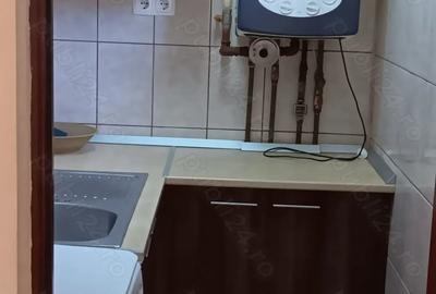 Vand ap cu 2 camere in cartierul rovinari Vand ap cu 2 camere in cartierul rovinari - 2