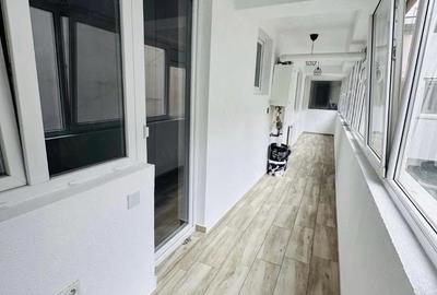 Apartament cu 3 camere decomandat în Apărătorii Patriei - 2