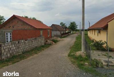 Casă cu 2 camere cu Teren 247 Mp în Central - 3