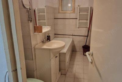 Inchiriere apartament 2 camere decomandate Sector 4 - 3