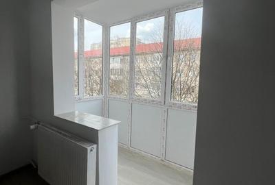 Apartament cu 4 camere decomandat în Dacia - 3