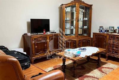 Cazare pentru muncitori, 16 camere 9 bai in Calea Sagului - 1