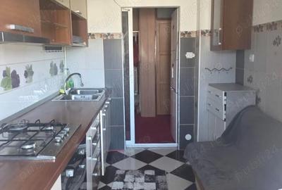 Apartament cu 3 camere decomandat în Central - 2