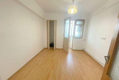 De vanzare Apartament 3 camere -R-uri - Mazepa 1 - 6