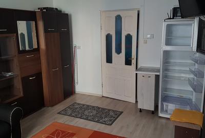 Garsoniera zona Stefan cel Mare. - 10