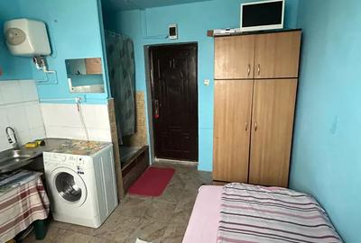 Proprietar vand garsoniera - 1