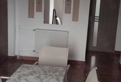 Apartament cu 3 camere decomandat în Rogerius - 8