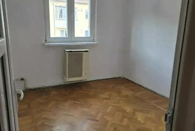 Se vinde apartament Medias Gura Campului zona foarte buna - 1