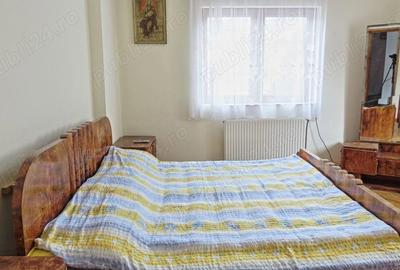 Casă cu 6 camere cu Teren 365 Mp în Zamora - 4