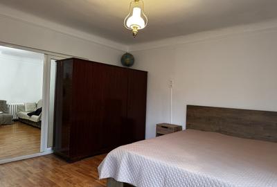 Casă cu Canalizare în Apărătorii Patriei - 1