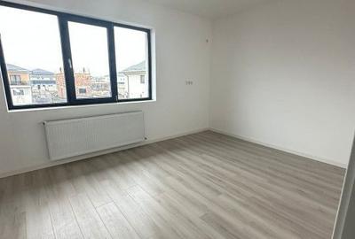 Casă cu 3 camere cu Canalizare în Central - 10