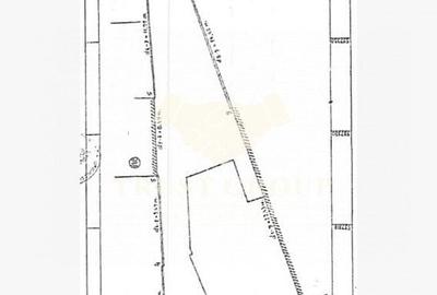 Casă individuală cu 6 camere cu Canalizare în P-ța Romană - 32