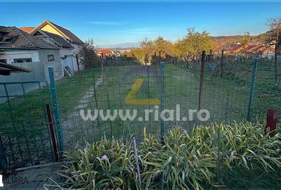 Casă cu 4 camere semidecomandat cu Teren 750 Mp în Central - 3