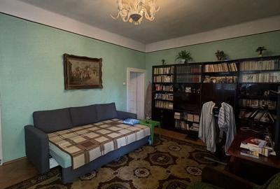 Casă individuală cu 3 camere cu Canalizare în Central - 6