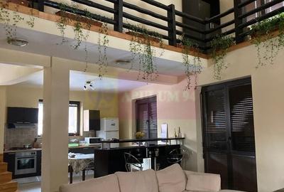 Casă cu 5 camere în Central - 3