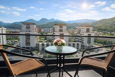 Apartament cu 2 camere decomandat în Noua